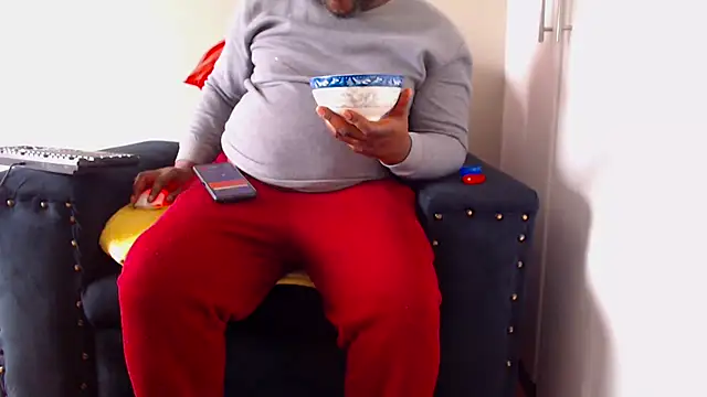 zuluboyxx online show from 14, 4, 2026