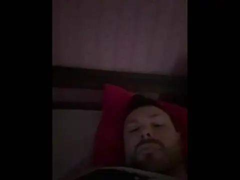 Snapshot of MartinBrandon chatting on 4, 5, 2026 MartinBrandon online show from 4, 5, 2026