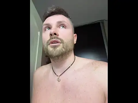 Snapshot of MartinBrandon chatting on 6, 5, 2026 MartinBrandon online show from 6, 5, 2026