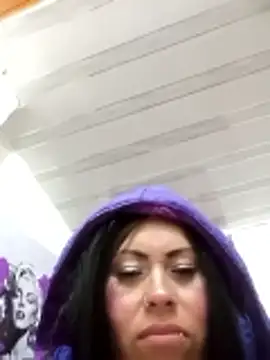 Tania mature online show from 27, 3, 2026