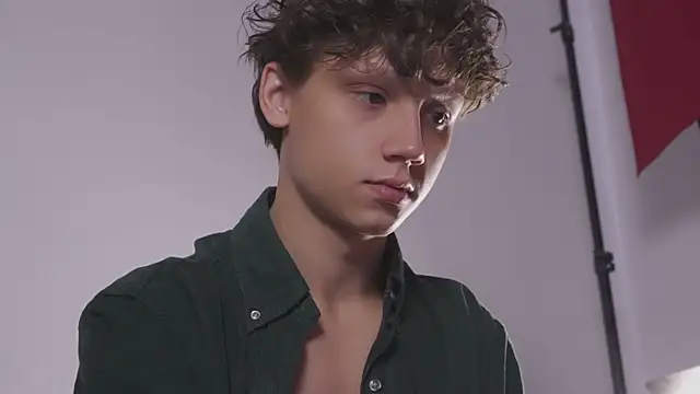 Snapshot of Nicky_neal chatting on 14, 9, 2025 Nicky neal online show from 14, 9, 2025