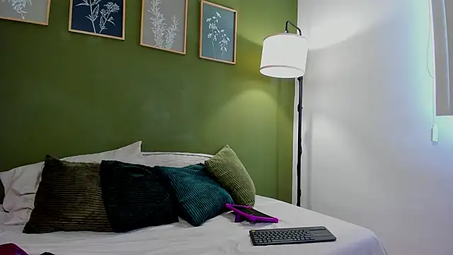 Snapshot of karlye_5 chatting on 16, 2, 2026 karlye 5 online show from 16, 2, 2026