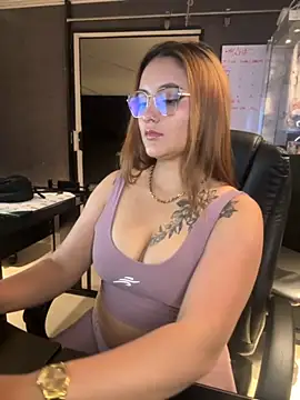 Emiily W online show from 30, 9, 2025