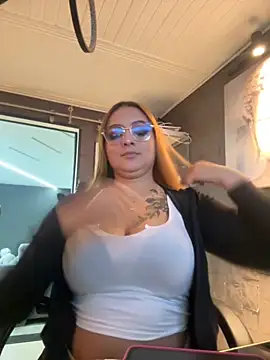 Emiily W online show from 12, 10, 2025