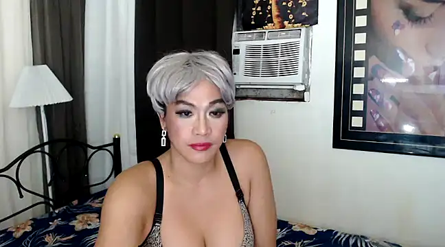 Snapshot of UrhotGoddess chatting on 27, 2, 2025 UrhotGoddess online show from 27, 2, 2025