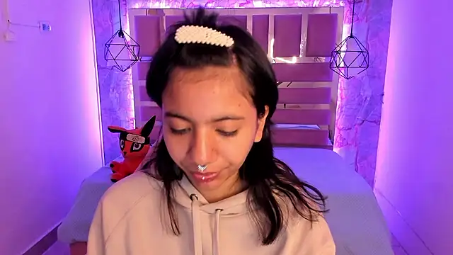 Nami usagi online show from 5, 12, 2024