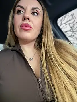 Snapshot of Kalli_Fornia chatting on 29, 11, 2025 Kalli Fornia online show from 29, 11, 2025