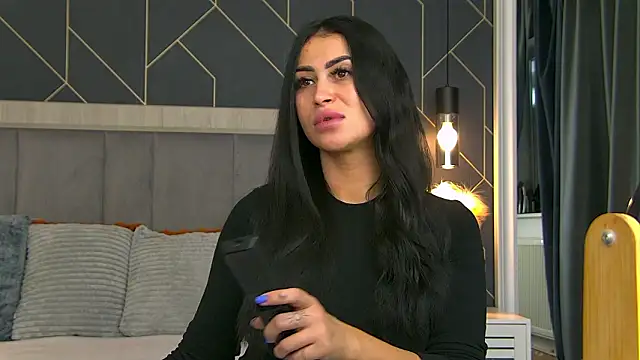 EmyLaveau online show from 18, 3, 2026