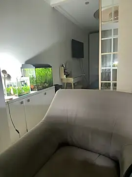 remirann  online show from 26, 2, 2025