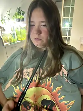 remirann  online show from 16, 9, 2025