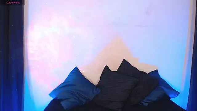 Agatha Tenebris online show from 7, 2, 2025