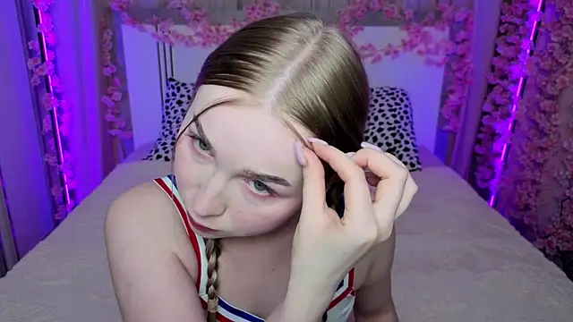 LilyStarlight online show from 30, 4, 2026