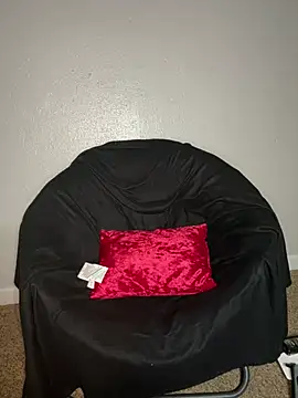 NikkiNoelanii online show from 14, 3, 2025