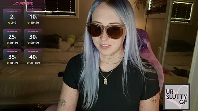 ursluttygf online show from 22, 5, 2026