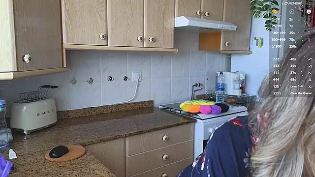 Lunamix online show from 4, 2, 2025