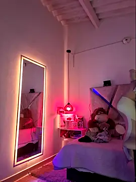 MariaPau 83 online show from 9, 4, 2026