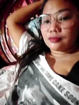 Snapshot of Ces_Jhane chatting on 5, 4, 2026 Ces Jhane online show from 5, 4, 2026