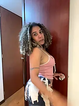 Snapshot of Belkaj chatting on 2, 12, 2025 Belkaj online show from 2, 12, 2025