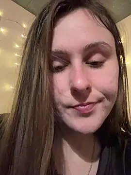 Snapshot of Emma_just chatting on 18, 3, 2025 Emma just online show from 18, 3, 2025