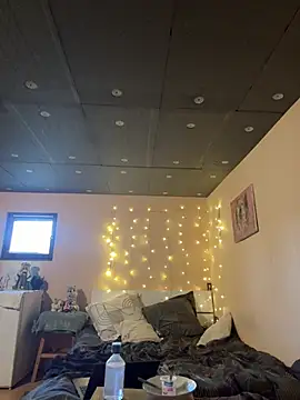 Snapshot of Emma_just chatting on 19, 3, 2025 Emma just online show from 19, 3, 2025