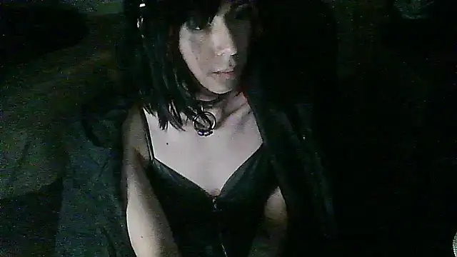 Snapshot of crystalxh chatting on 10, 10, 2025 crystalxh online show from 10, 10, 2025