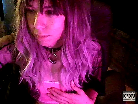 Snapshot of crystalxh chatting on 28, 10, 2025 crystalxh online show from 28, 10, 2025