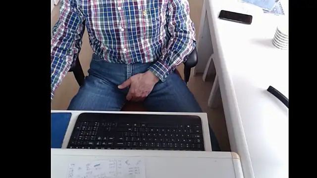 dutchpornking online show from 11, 3, 2025