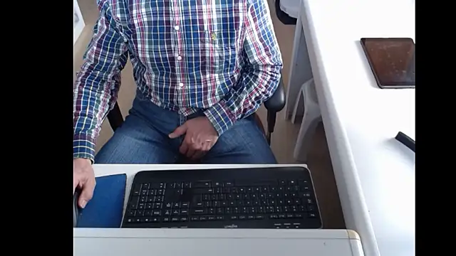 dutchpornking online show from 12, 3, 2025