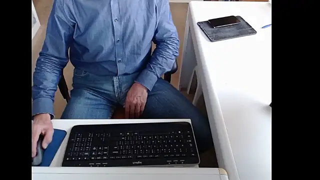 dutchpornking online show from 5, 10, 2025