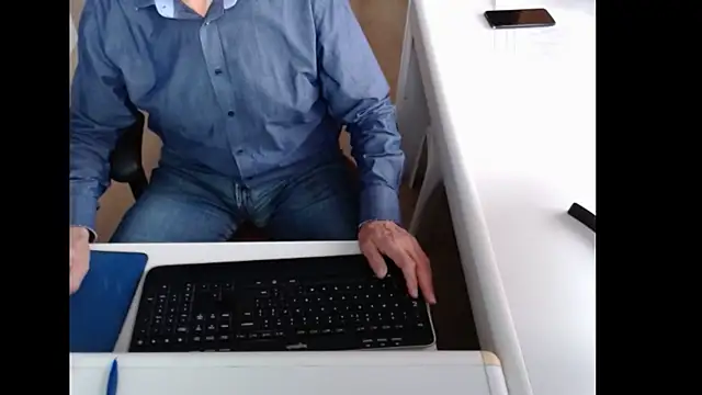 dutchpornking online show from 15, 10, 2025