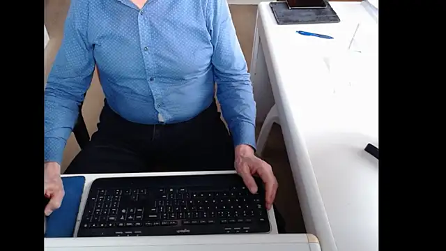 dutchpornking online show from 3, 4, 2026