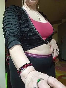 Chriss Tinaa online show from 21, 4, 2026