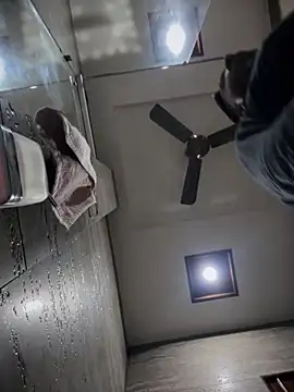 Snapshot of luciferdxm5 chatting on 5, 12, 2025 luciferdxm5 online show from 5, 12, 2025