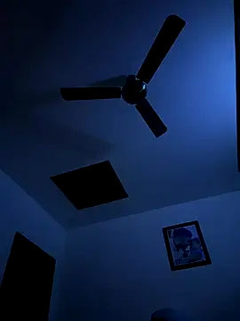 Snapshot of luciferdxm5 chatting on 23, 12, 2025 luciferdxm5 online show from 23, 12, 2025