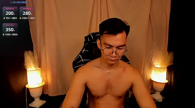 Snapshot of 000batman000 chatting on 17, 2, 2025 000batman000 online show from 17, 2, 2025