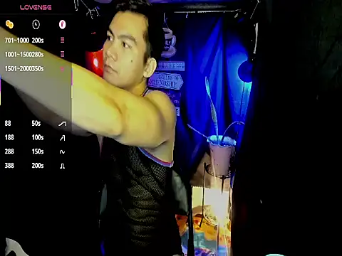 Snapshot of 000batman000 chatting on 27, 2, 2026 000batman000 online show from 27, 2, 2026