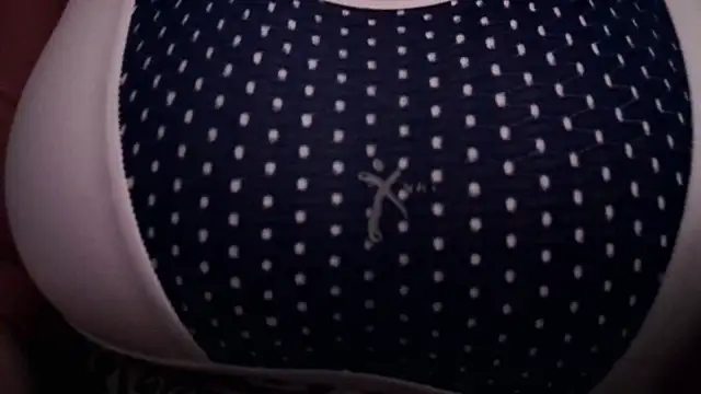 AnnyelinnaLove online show from 22, 12, 2025