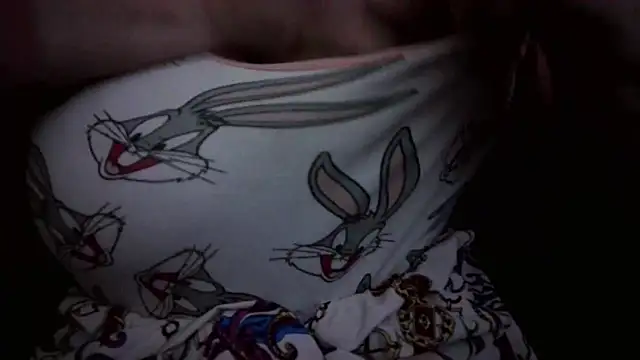 Snapshot of AnnyelinnaLove chatting on 1, 2, 2026 AnnyelinnaLove online show from 1, 2, 2026