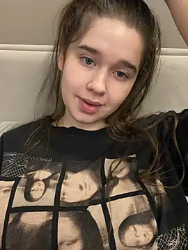HornyGirlH online show from 9, 6, 2026