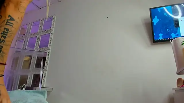 Snapshot of LisaAkira chatting on 15, 1, 2025 LisaAkira online show from 15, 1, 2025