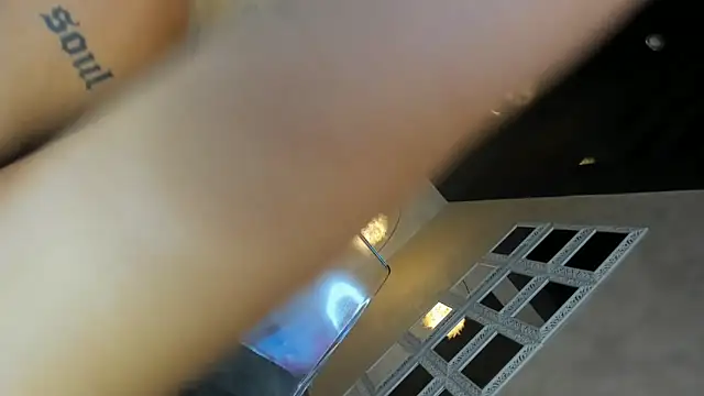 Snapshot of LisaAkira chatting on 1, 3, 2025 LisaAkira online show from 1, 3, 2025