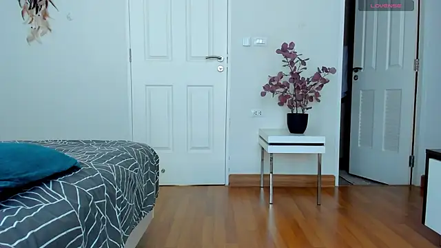 BritneyHall online show from 11, 12, 2024