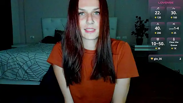 BritneyHall online show from 10, 3, 2025