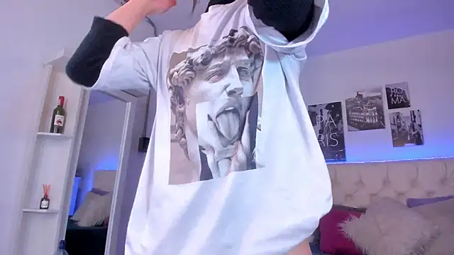 Amaia Daniells online show from 11, 1, 2025