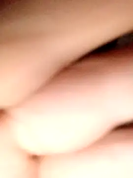 Annerae online show from 5, 4, 2026