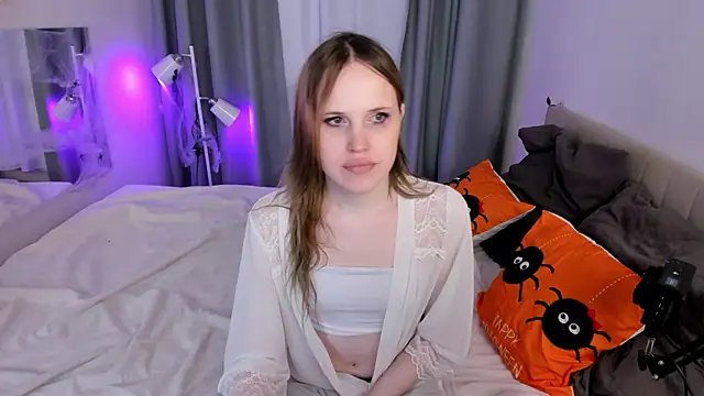 EffieMinki online show from 28, 10, 2025