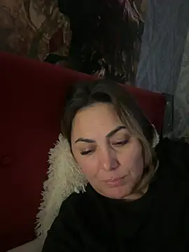 Emma roqueen online show from 4, 2, 2025