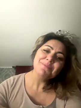 Emma roqueen online show from 11, 10, 2025