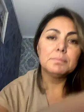 Emma roqueen online show from 30, 10, 2025