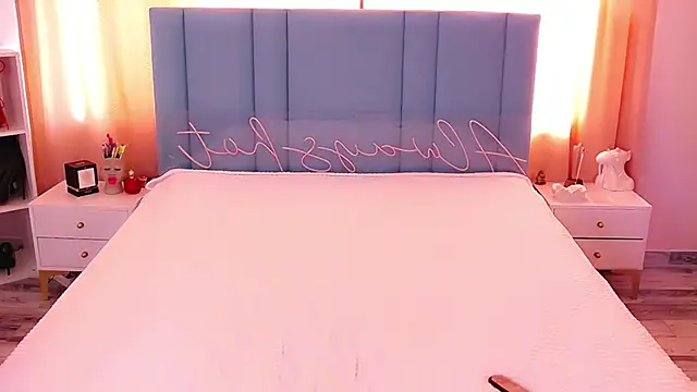 AllwaysHotJ online show from 23, 2, 2025